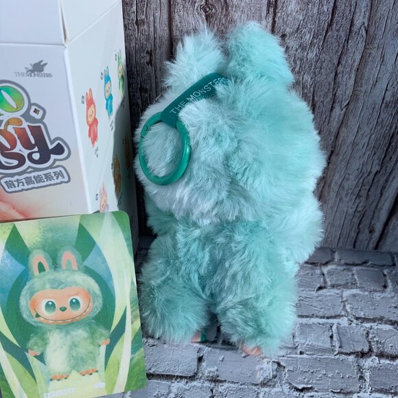 Big into Energy Labubu V3 serenity（Please see the product description） - Picture 4 of 6